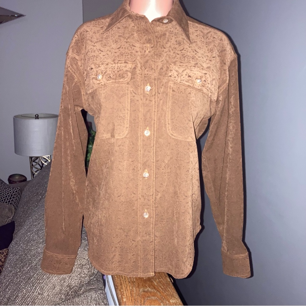 Adolfo International Vtg button down Small brown filigree texture